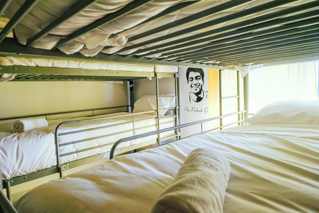 Help Yourself Hostels - Restelo Lisboa Eksteriør billede