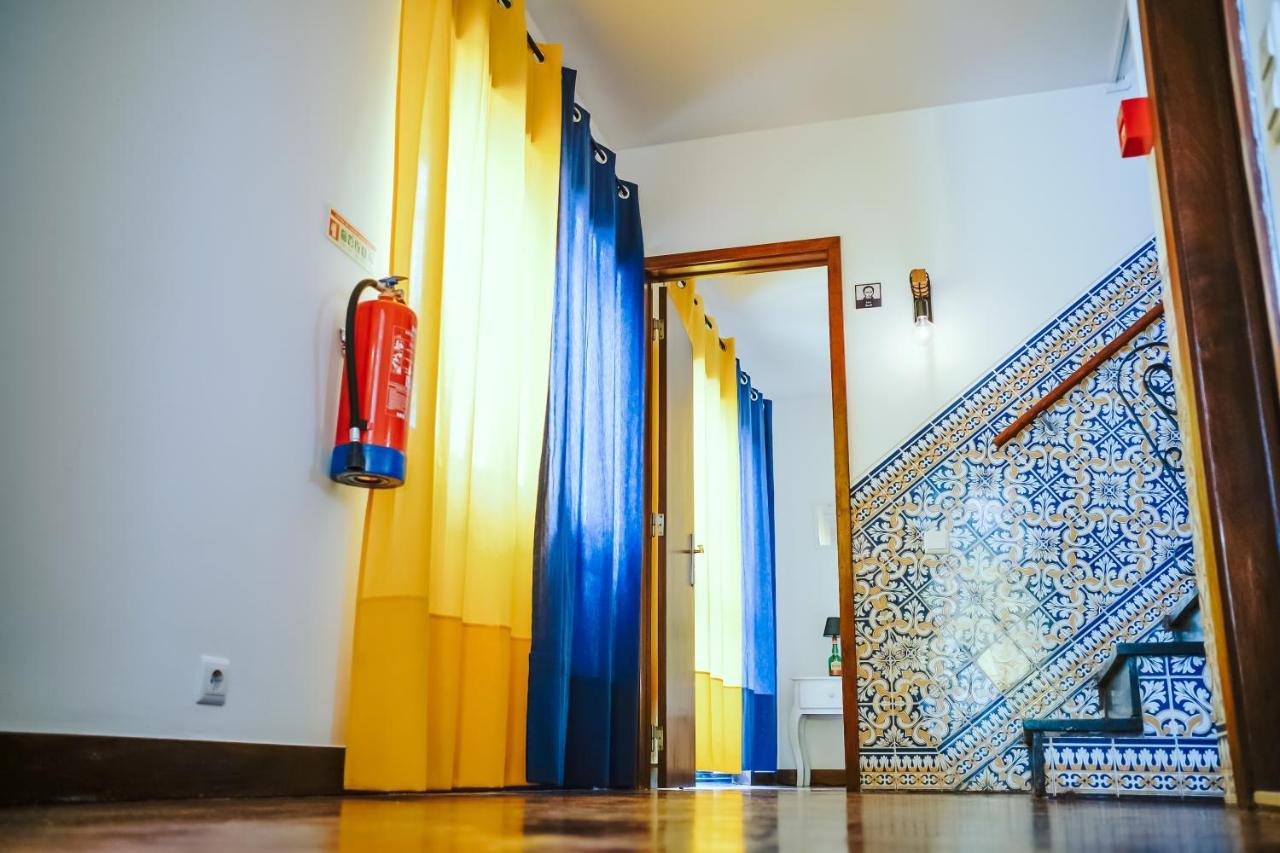 Help Yourself Hostels - Restelo Lisboa Eksteriør billede