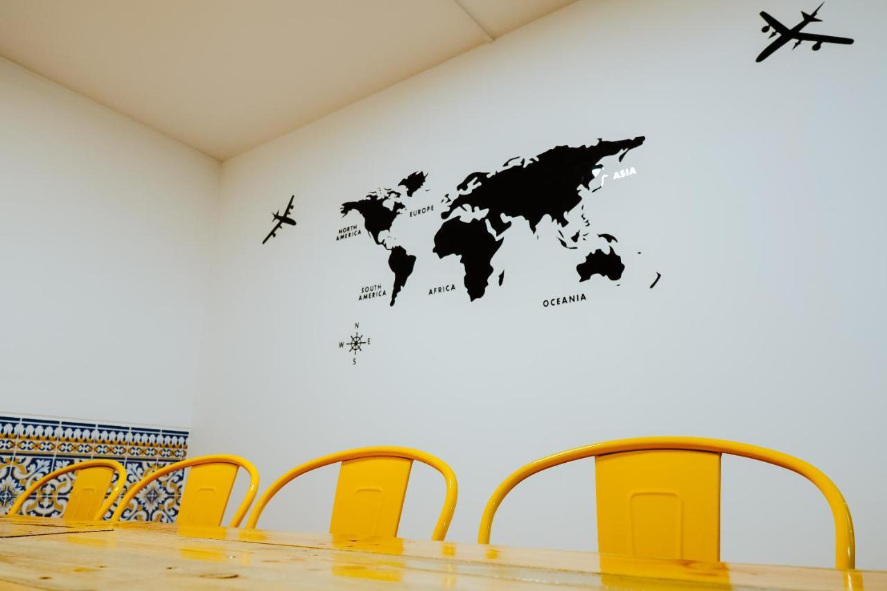 Help Yourself Hostels - Restelo Lisboa Eksteriør billede