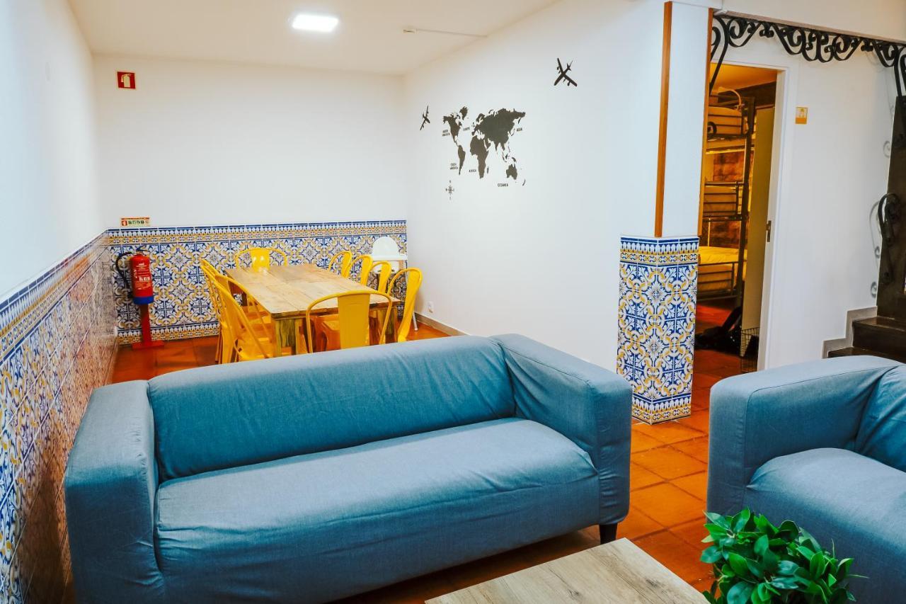 Help Yourself Hostels - Restelo Lisboa Eksteriør billede