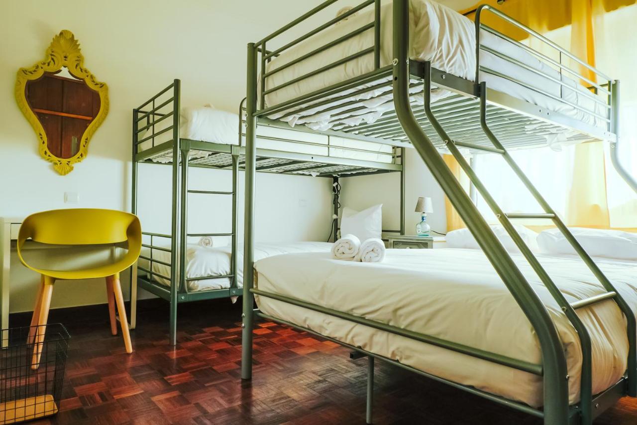 Help Yourself Hostels - Restelo Lisboa Eksteriør billede